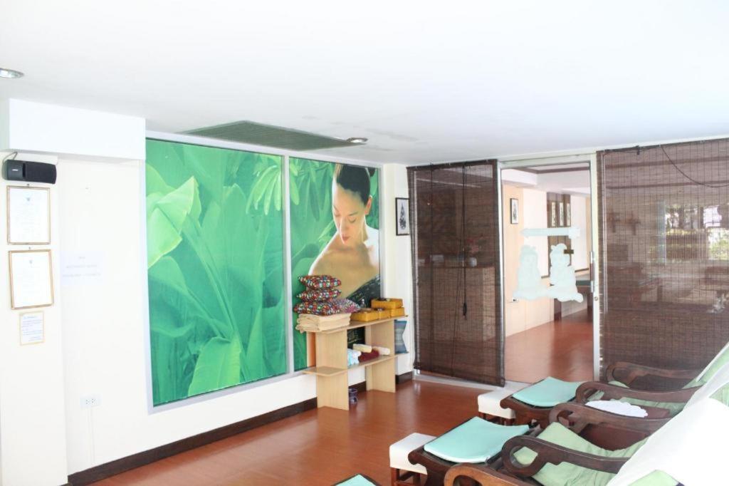 Butterfly Princess Hotel Betong Ngoại thất bức ảnh