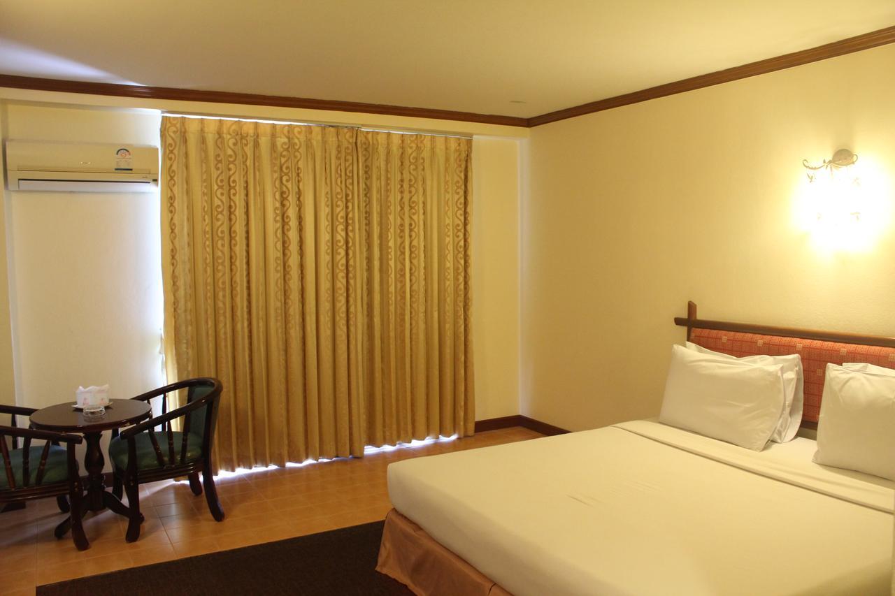 Butterfly Princess Hotel Betong Ngoại thất bức ảnh
