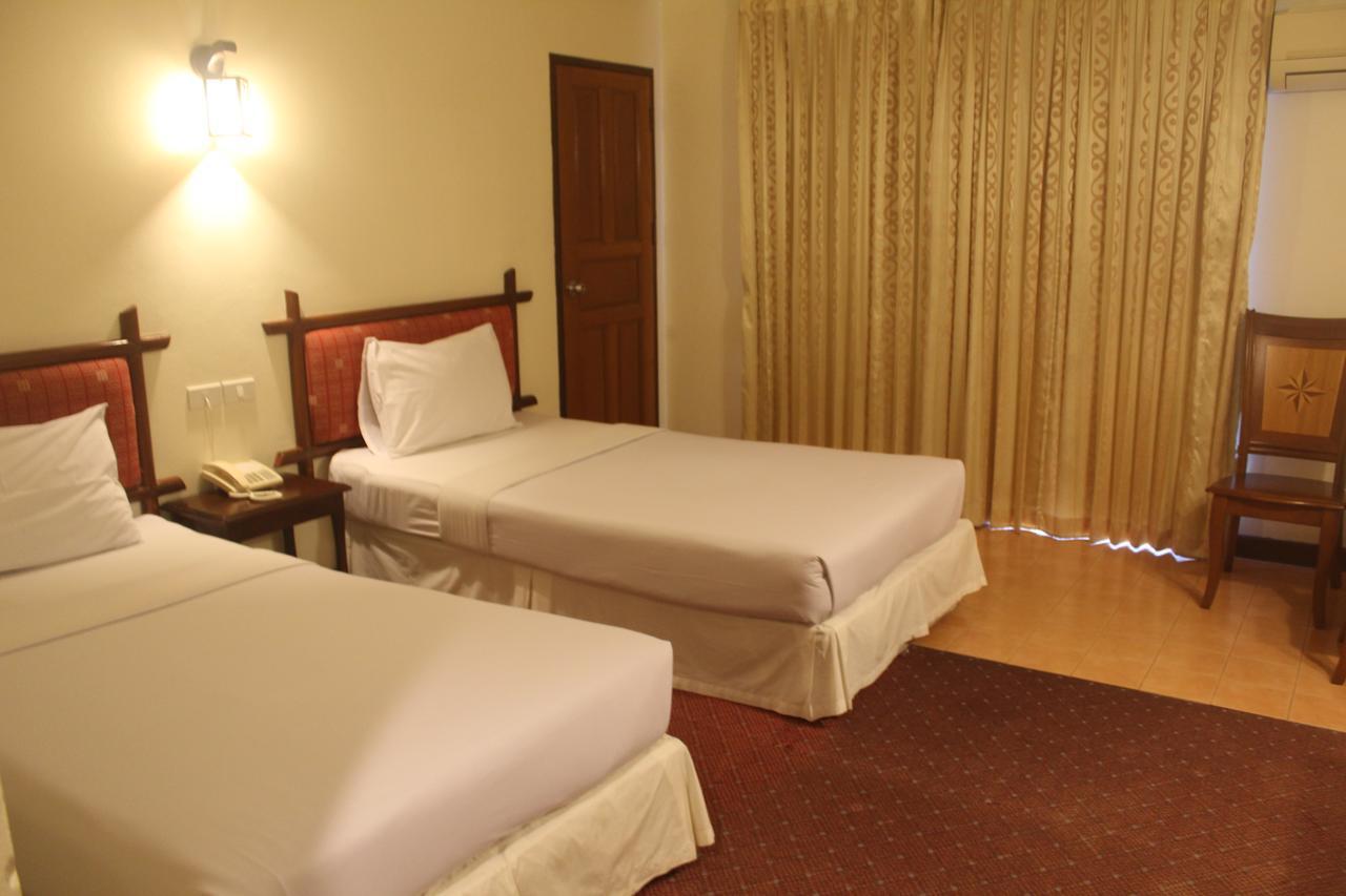 Butterfly Princess Hotel Betong Ngoại thất bức ảnh