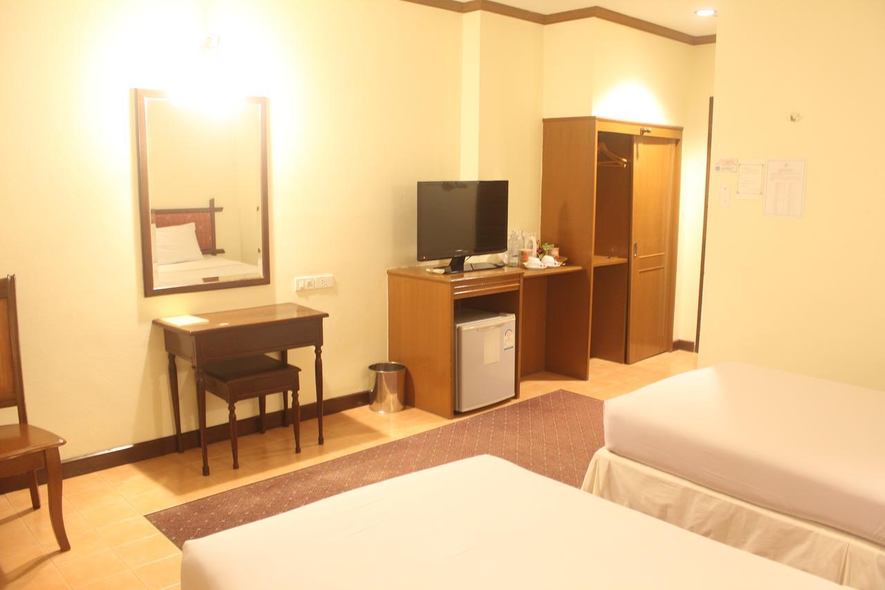 Butterfly Princess Hotel Betong Ngoại thất bức ảnh